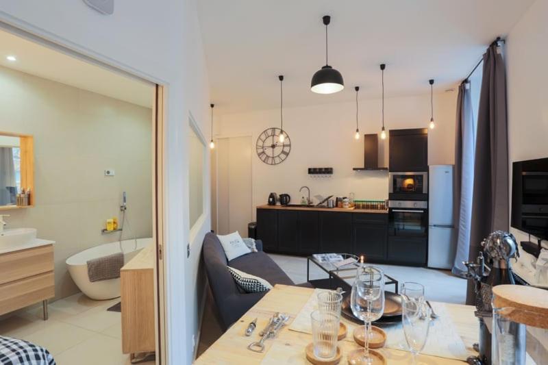 Suite Garibaldi Cosy Et Design Lyon Luaran gambar